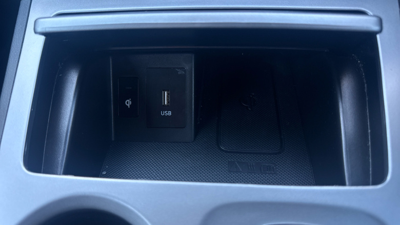 Hyundai KONA 100kW Premium 39kWh 5dr Auto Electric Hatchback